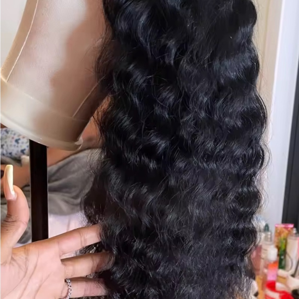 Hair - Picture 6 of 9